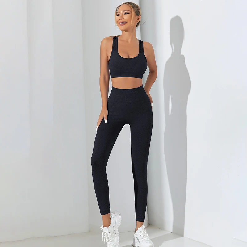 Women’s Tracksuit: Breathable Sports Bra & High-Waist Leggings with Moisture-Wicking Fabric for Active Comfort